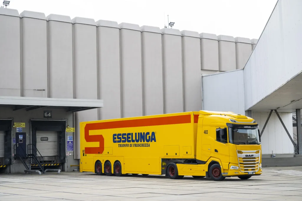 Italtrans与Esselunga携手引入Burgers双层挂车：提升配送效率，践行可持续发展