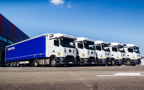 奔驰卡车获立陶宛大单：TRANSTIRA订购超500辆Actros L ProCabin