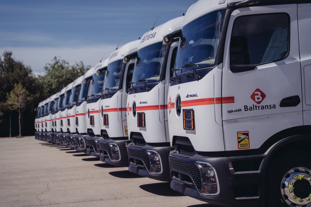 西班牙物流企业Baltransa新增25辆梅赛德斯-奔驰Actros L ProCabin,进一步强化危化品运输车队