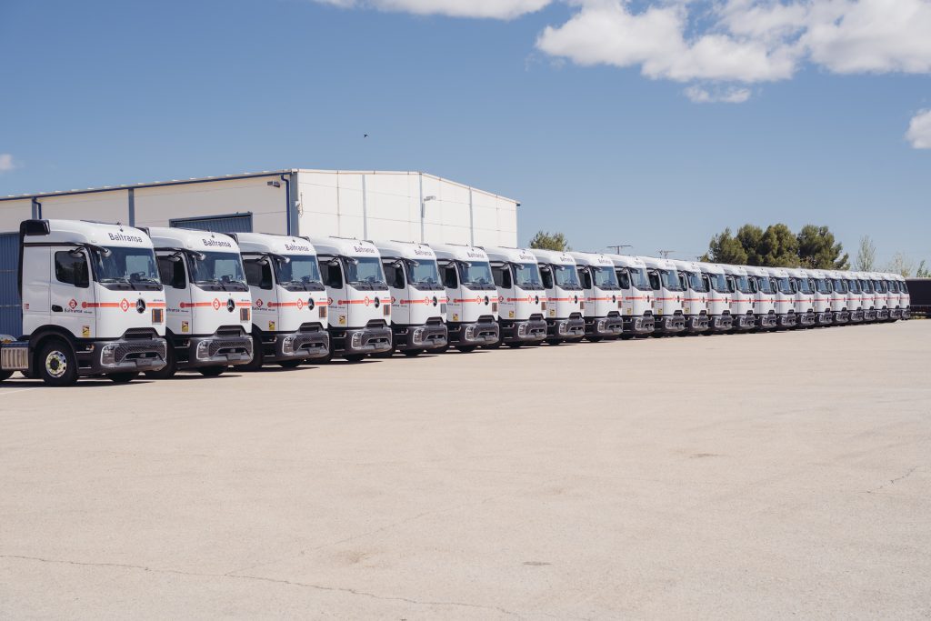 西班牙物流企业Baltransa新增25辆梅赛德斯-奔驰Actros L ProCabin,进一步强化危化品运输车队
