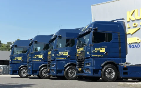 Kuipers Logistics选择12辆曼恩TGX D30 PowerLion牵引车