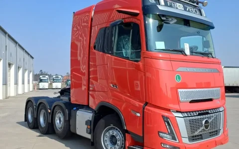 Kampol Transport迎来第二辆沃尔沃FH16 780：专为245吨级重载列车打造的牵引车