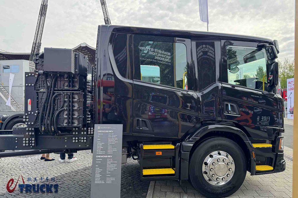电动卡车当消防车，到底靠不靠谱？斯堪尼亚CrewCab BEV纯电动底盘深度解析