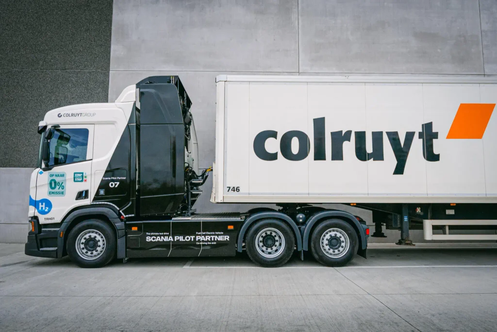 Colruyt与斯堪尼亚合作测试氢燃料卡车，探索日常物流实际应用