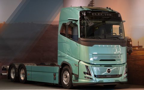 沃尔沃电动卡车扩展新版本，FH Electric与FH Aero Electric适配80吨组合总重