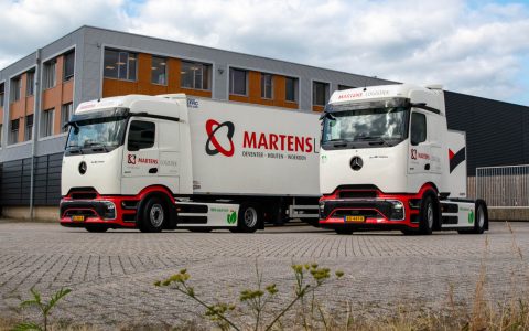 Martens Logistiek公司投入运营第二辆奔驰eActros 600电动卡车