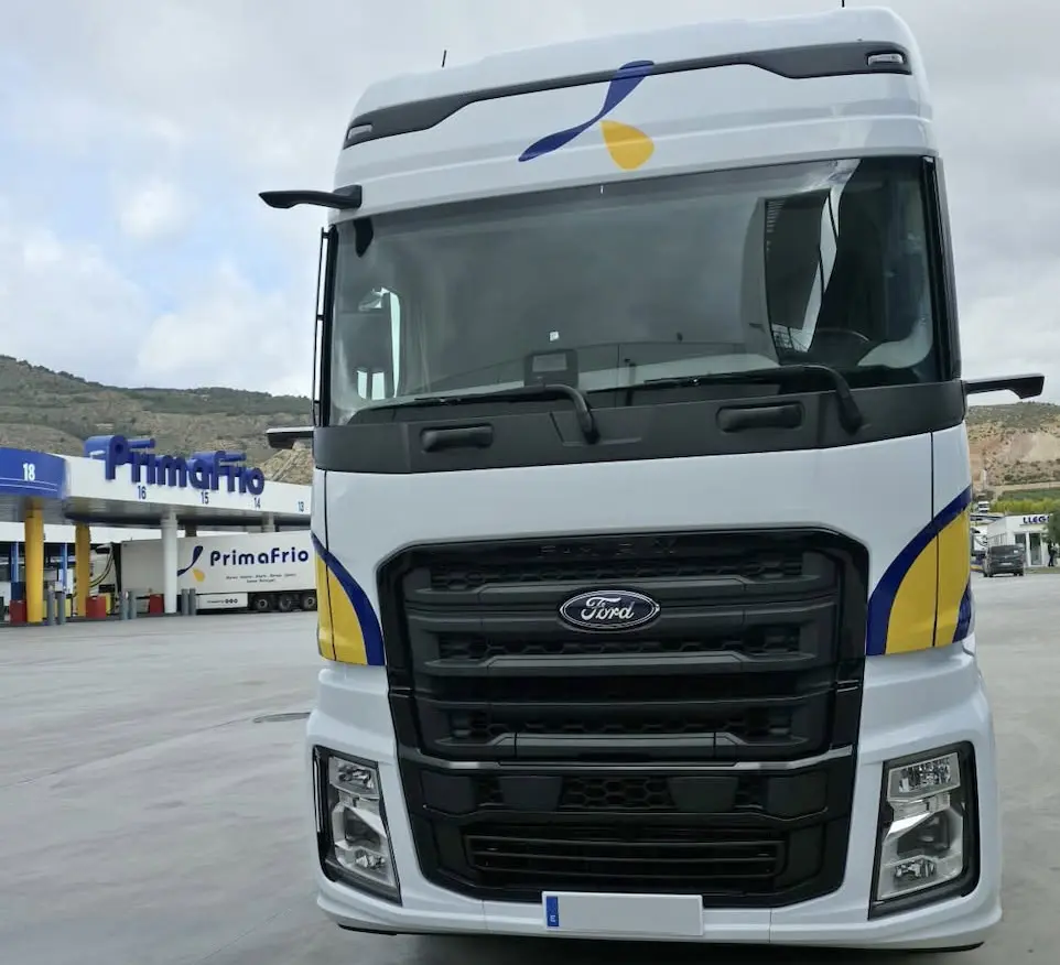 PrimaFrio测试福特F-Max Gen2：两辆冷藏挂车牵引车的实际表现