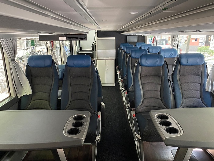 Setra双层巴士Tellbus连接卢塞恩与乌里两州