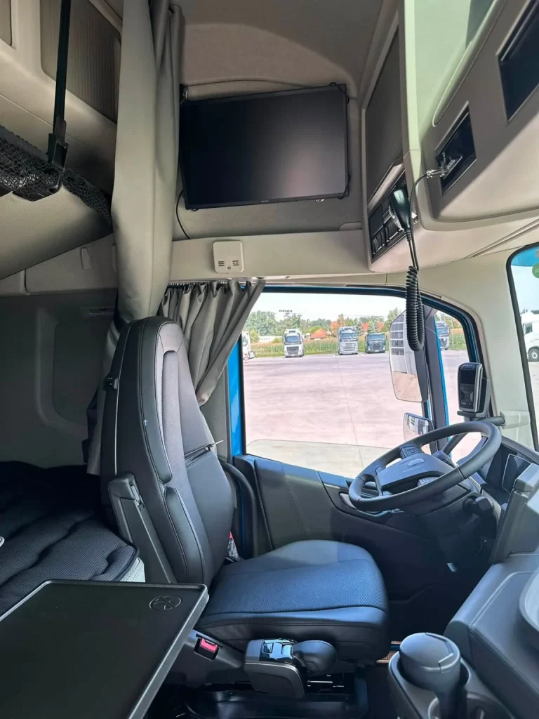 沃尔沃FH Aero 460 I-Save配Globetrotter XXL驾驶室,车主司机的舒适与经济之选