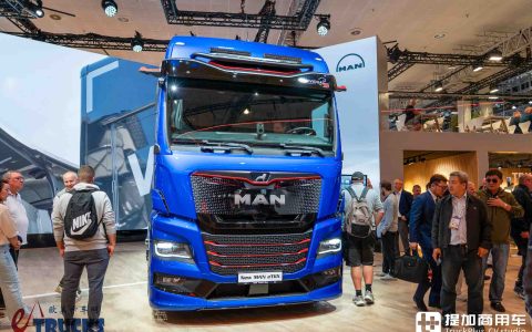 2026IAA：续航720公里！前脸加长12厘米，还带OK窗？曼恩新款eTGX电动重卡实拍