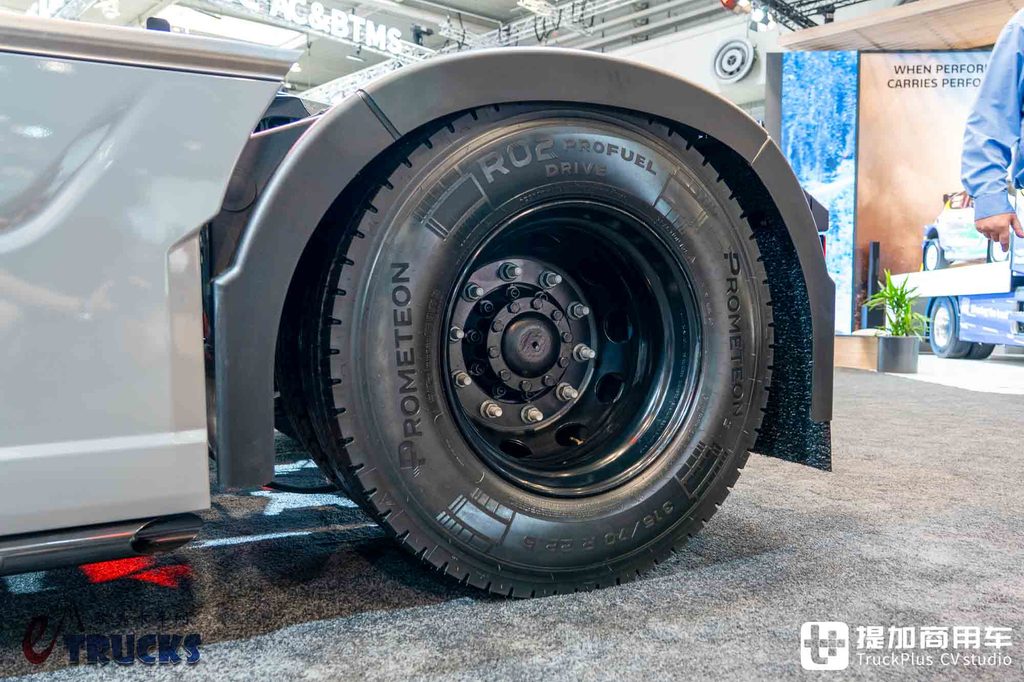 2026IAA:欧卡七雄我第八!欧洲最便宜的新卡车?福特F-MAX深度实拍评测
