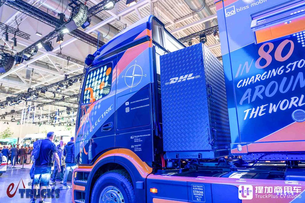 2026IAA:会来中国!化身房车还带越野摩托,奔驰eActros 600开启环球80充挑战