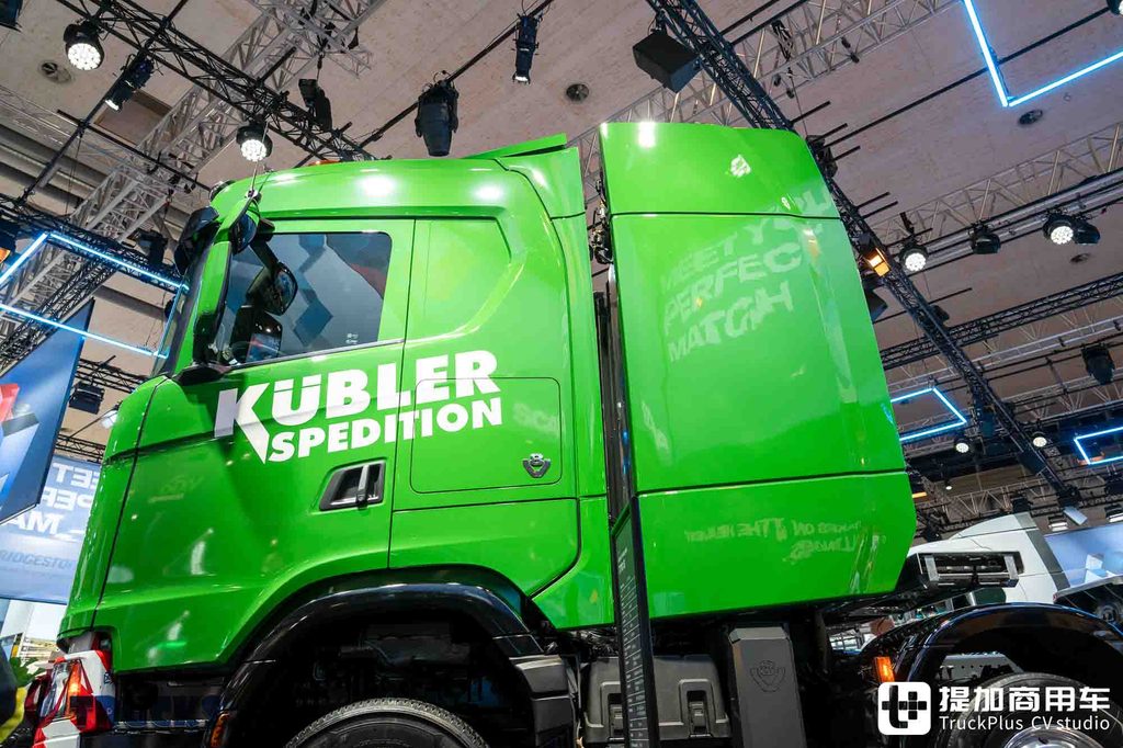 2026IAA：斯堪尼亚千吨王来了！8x6驱动配770匹V8机，770 S大件牵引车深度实拍评测