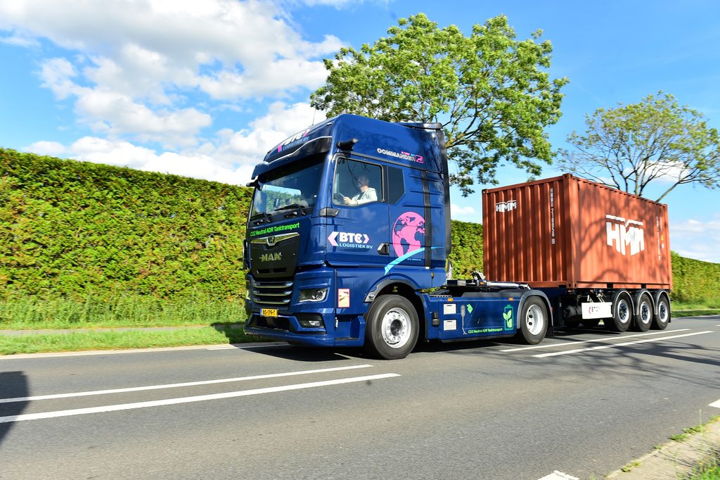 BTC Logistiek迎来第六辆MAN eTGX电动牵引车,领跑集装箱运输电动化
