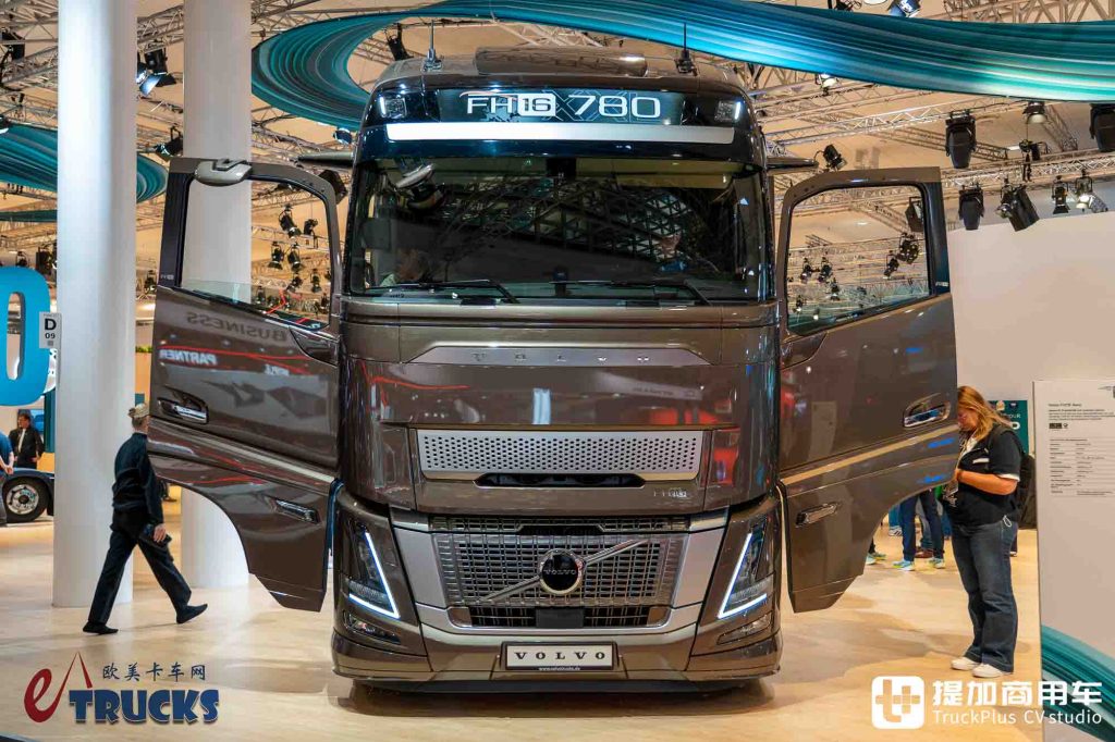 2026IAA:欧卡马力王驾到!当780匹遇上低风阻,沃尔沃FH 16 Aero旗舰牵引车深度实拍评测