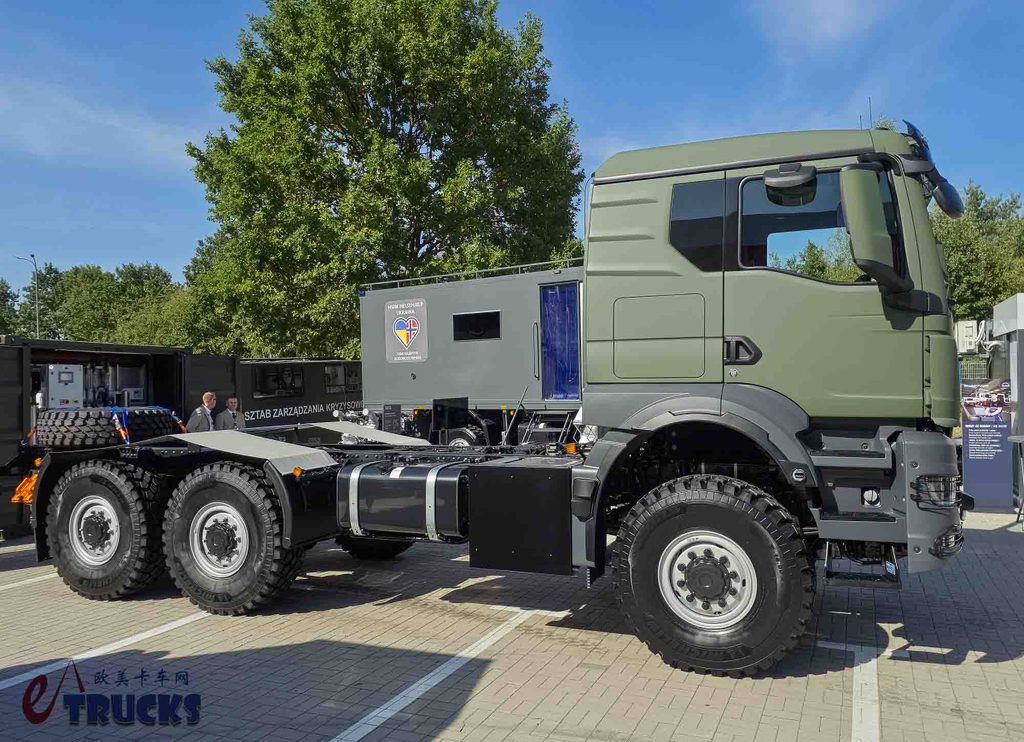它是“换皮”版本的曼恩TGS？波兰自主的6x6军用卡车，看STAR 33.440牵引车