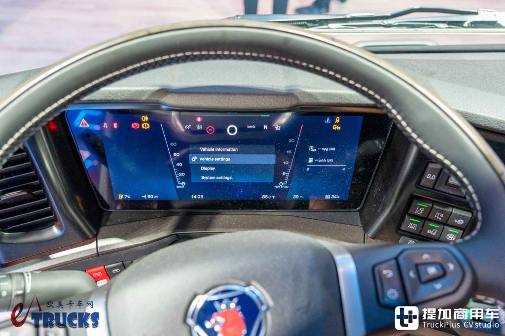 2026IAA:全新前脸、隐藏门把手,还有电子后视镜?斯堪尼亚新款Dynamic 430 R牵引车深度实拍评测