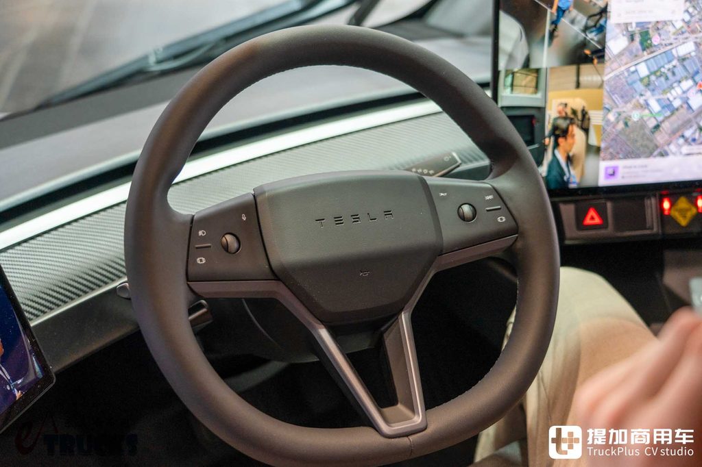 2026IAA:地球上最先进的电动重卡?实则有不少妥协!特斯拉Semi深度实拍评测