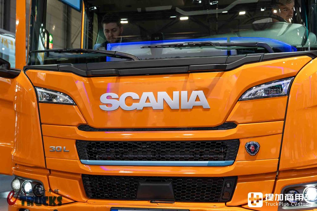 2026IAA：熟悉的斯堪尼亚，不一样的“低姿态”：30 L纯电动低入口卡车深度实拍评测