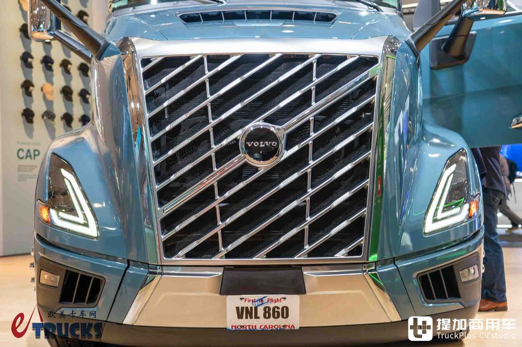 2026IAA：房车级超大生活舱！欧洲血统的美国卡车？沃尔沃VNL长头卡车实拍评测