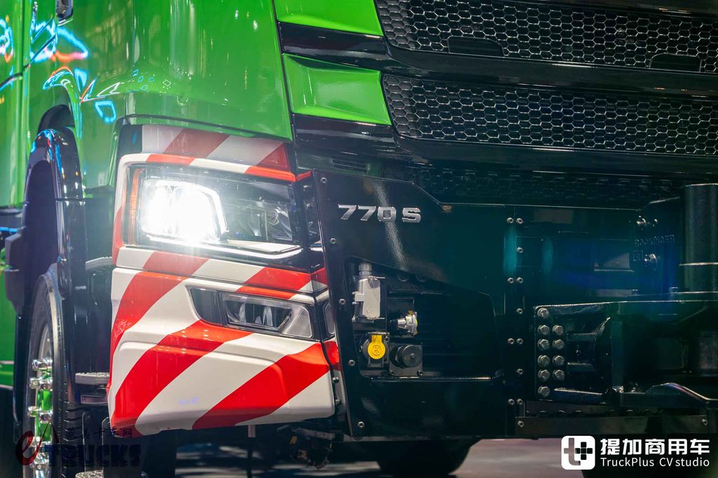 2026IAA：斯堪尼亚千吨王来了！8x6驱动配770匹V8机，770 S大件牵引车深度实拍评测