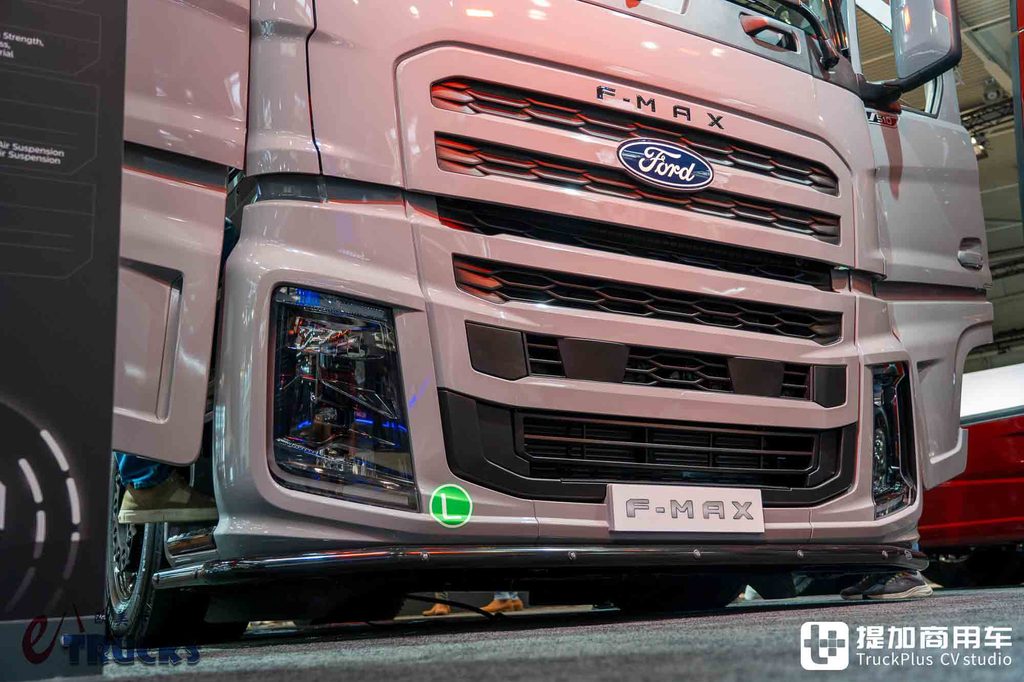 2026IAA:欧卡七雄我第八!欧洲最便宜的新卡车?福特F-MAX深度实拍评测