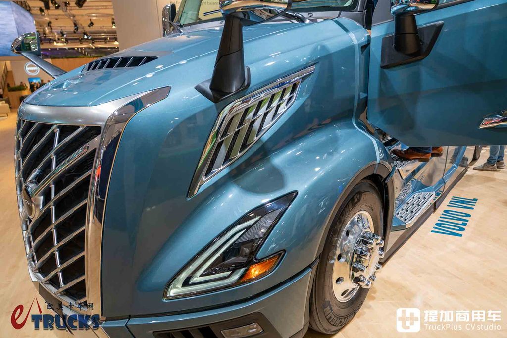2026IAA：房车级超大生活舱！欧洲血统的美国卡车？沃尔沃VNL长头卡车实拍评测