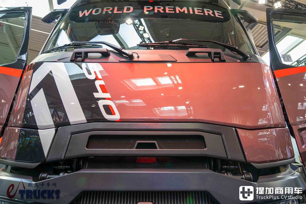 2026IAA:全球限量30台!法式浪漫拉满?雷诺T-High终极版深度实拍评测