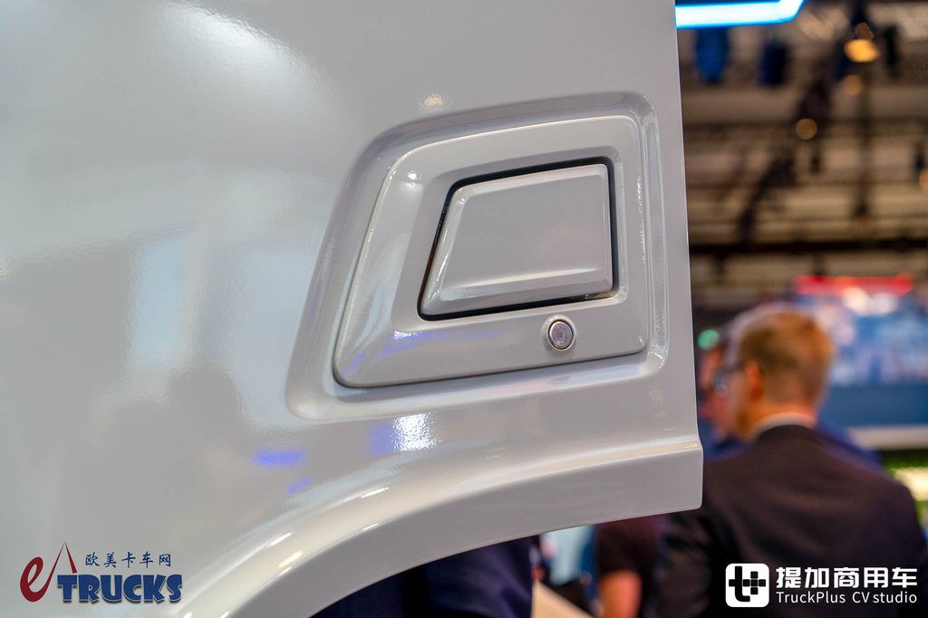 IAA2026：底置不够，后背来凑！801度电续航720公里，斯堪尼亚Dynamic 44 R深度实拍评测