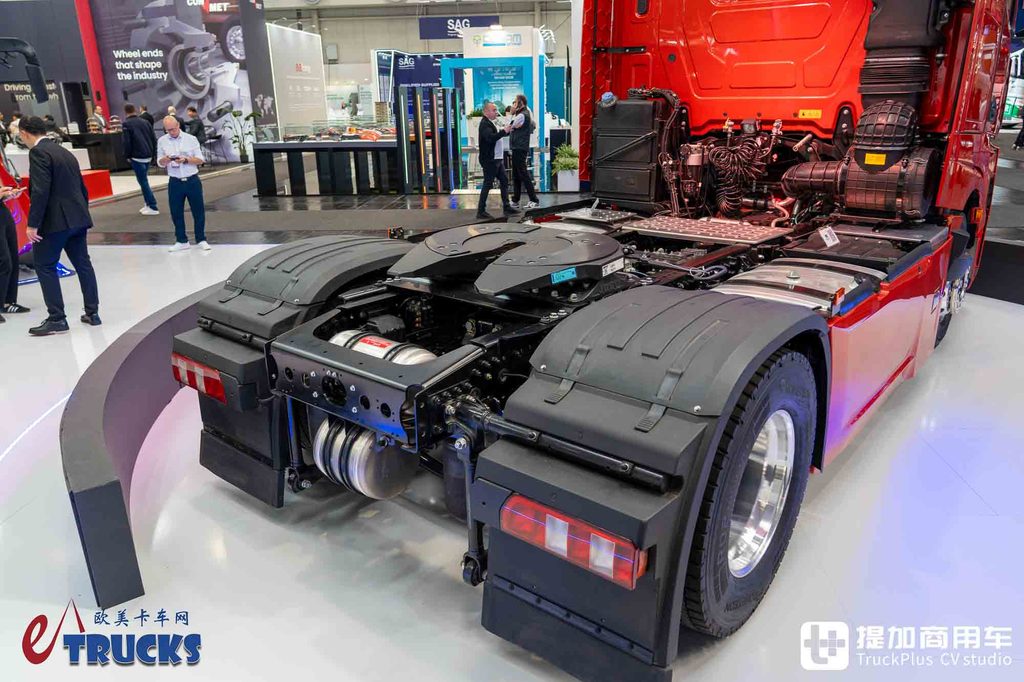 2026IAA:江淮格尔发K7换个车标就成欧洲旗舰?土耳其BMC ProL牵引车实拍