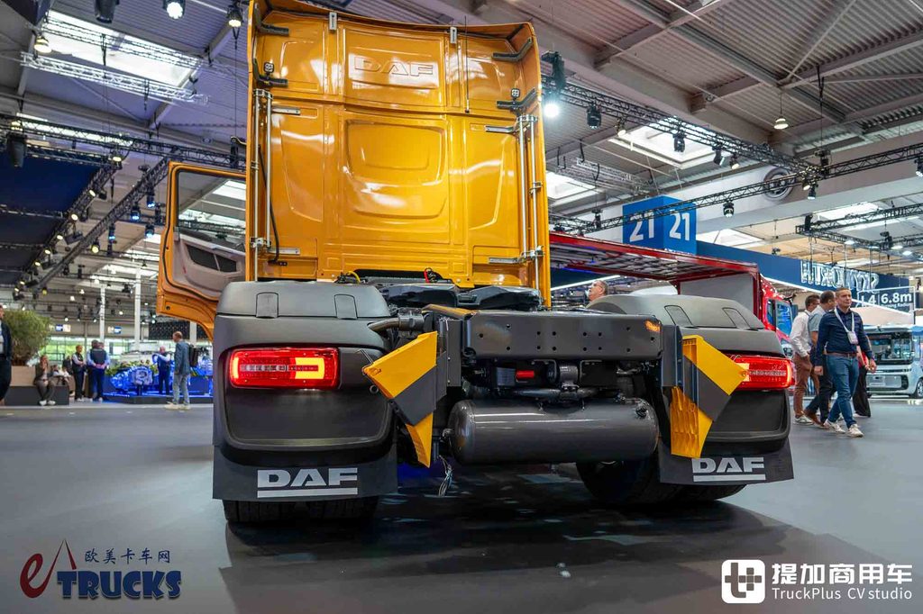 2026IAA：超大驾驶室+米勒循环发动机，无缘国内的欧洲旗舰重卡有多强？达夫XG+深度实拍评测