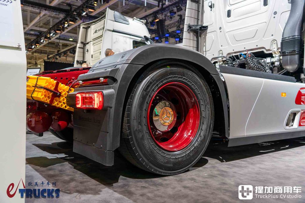 2026IAA:跨越130年的移动博物馆!奔驰Actros L“130 Years Trucks Edition”特别版卡车深度实拍评测