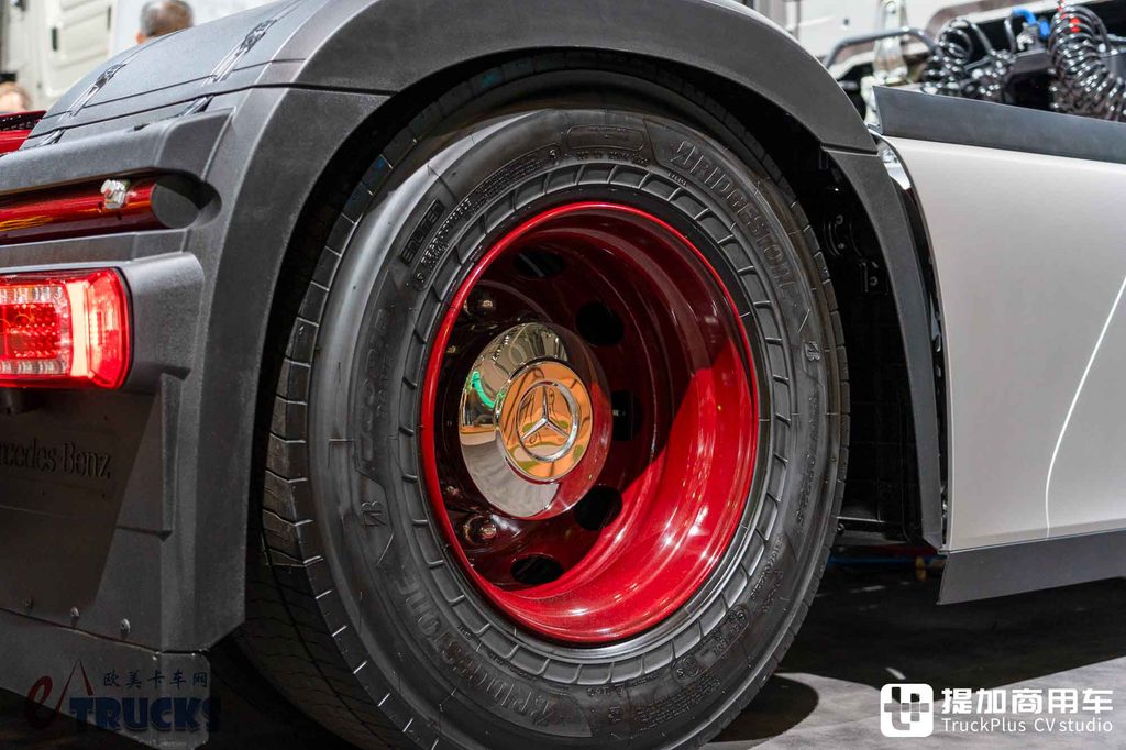 2026IAA:跨越130年的移动博物馆!奔驰Actros L“130 Years Trucks Edition”特别版卡车深度实拍评测