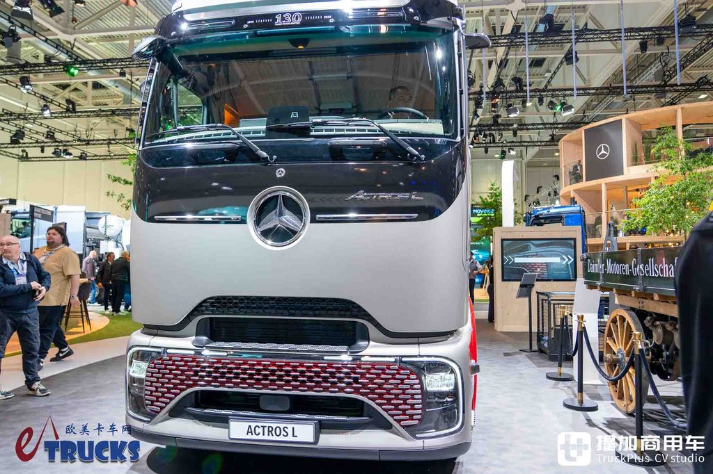 2026IAA:跨越130年的移动博物馆!奔驰Actros L“130 Years Trucks Edition”特别版卡车深度实拍评测