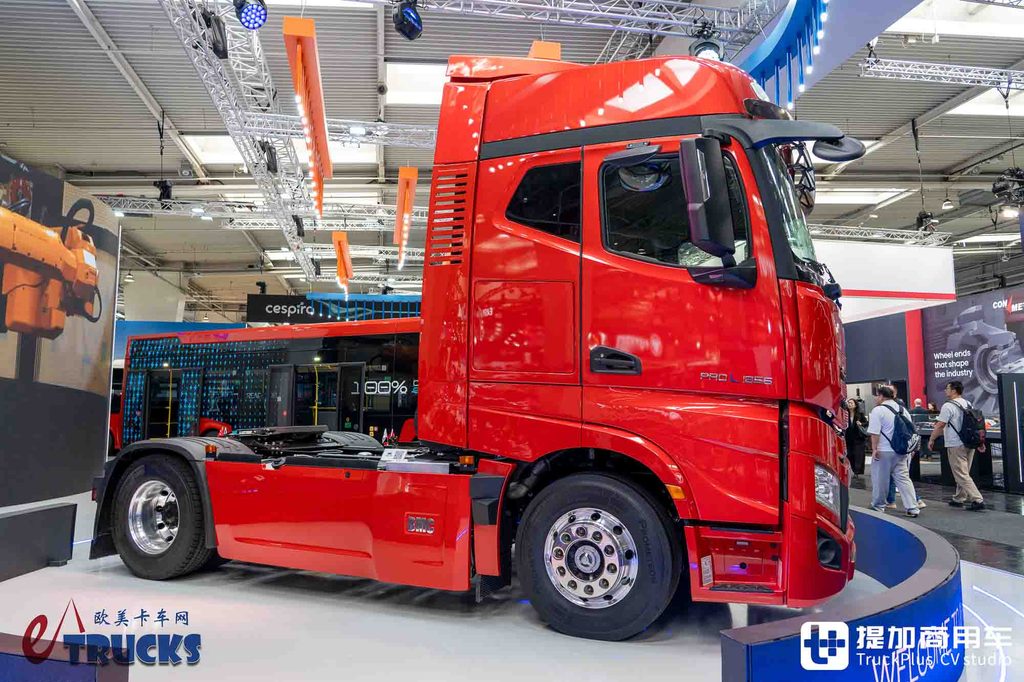 2026IAA:江淮格尔发K7换个车标就成欧洲旗舰?土耳其BMC ProL牵引车实拍