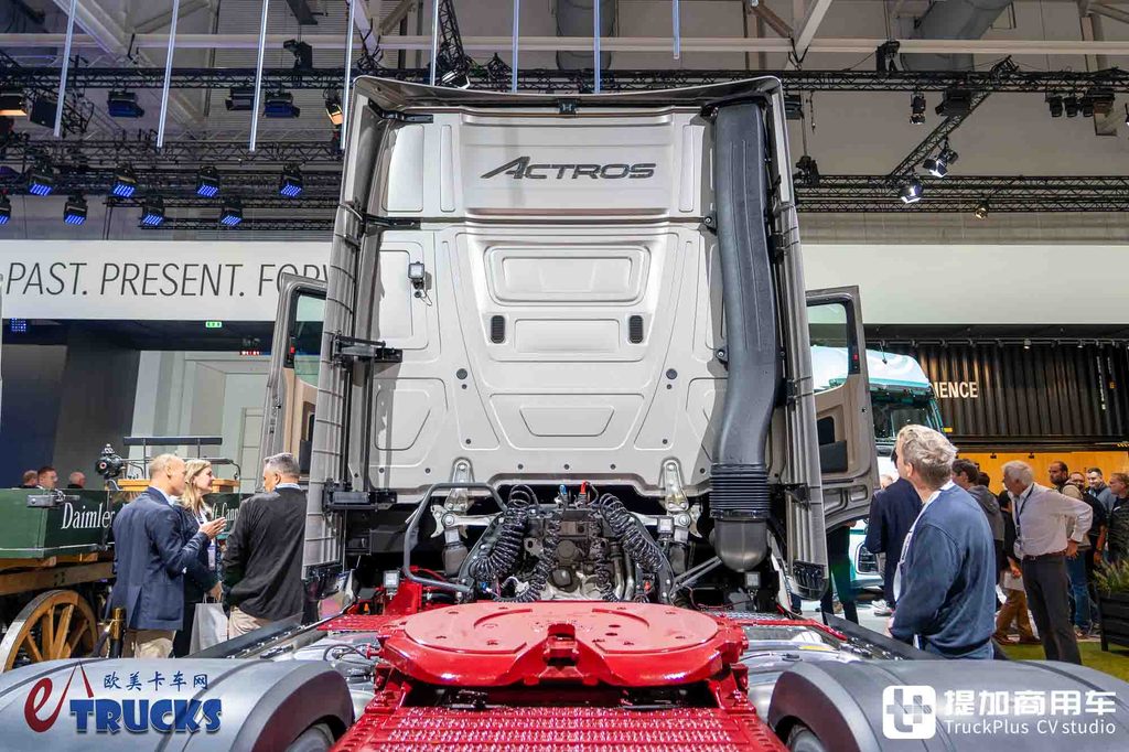 2026IAA:跨越130年的移动博物馆!奔驰Actros L“130 Years Trucks Edition”特别版卡车深度实拍评测