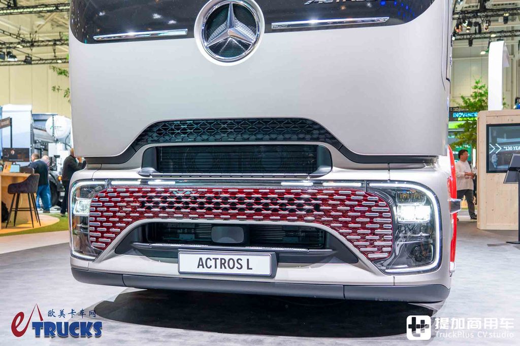 2026IAA:跨越130年的移动博物馆!奔驰Actros L“130 Years Trucks Edition”特别版卡车深度实拍评测