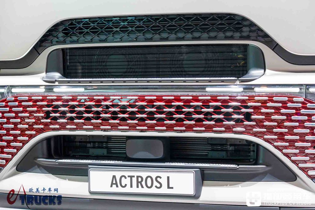 2026IAA:跨越130年的移动博物馆!奔驰Actros L“130 Years Trucks Edition”特别版卡车深度实拍评测